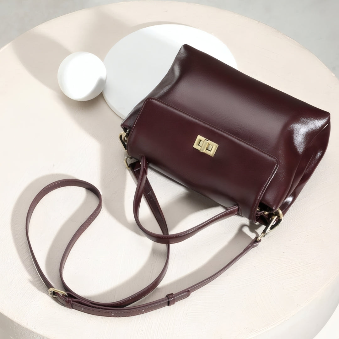 Evora Shoulder Bag