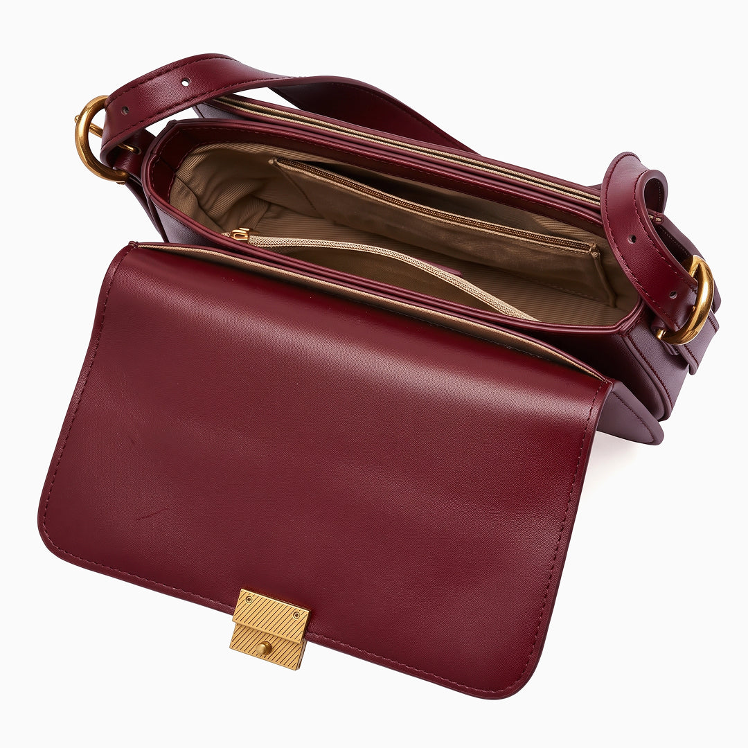 Ilaria Shoulder Bag