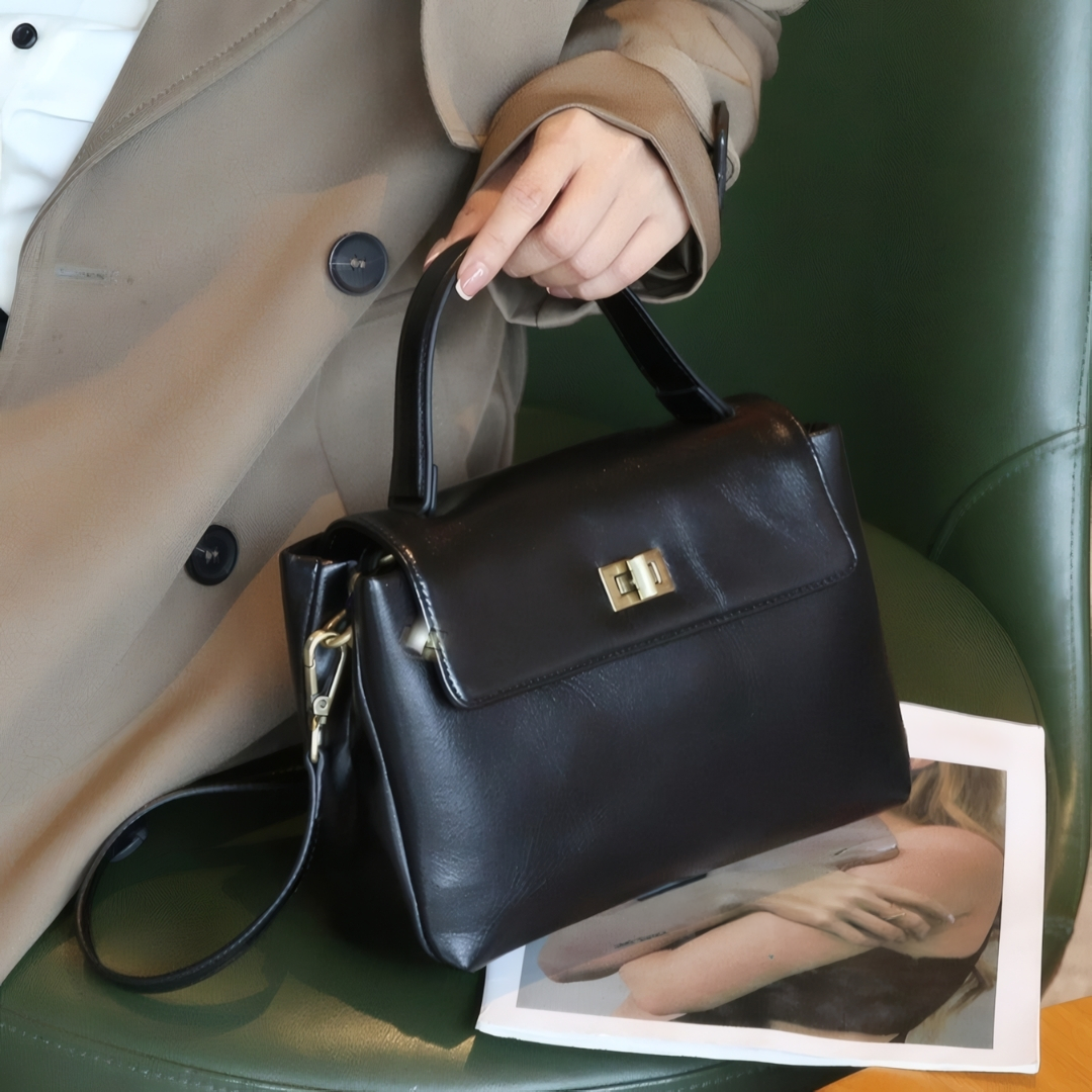 Evora Shoulder Bag