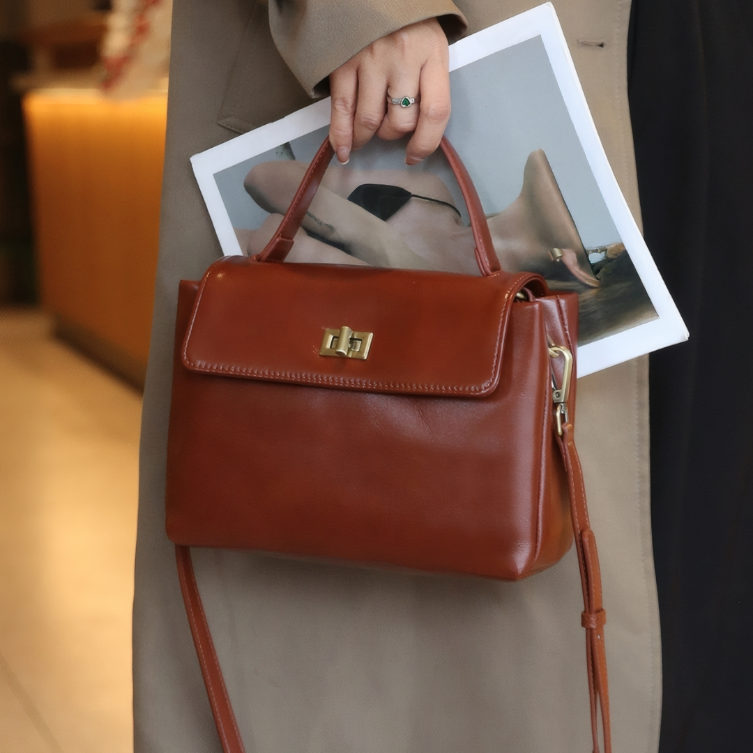 Evora Shoulder Bag