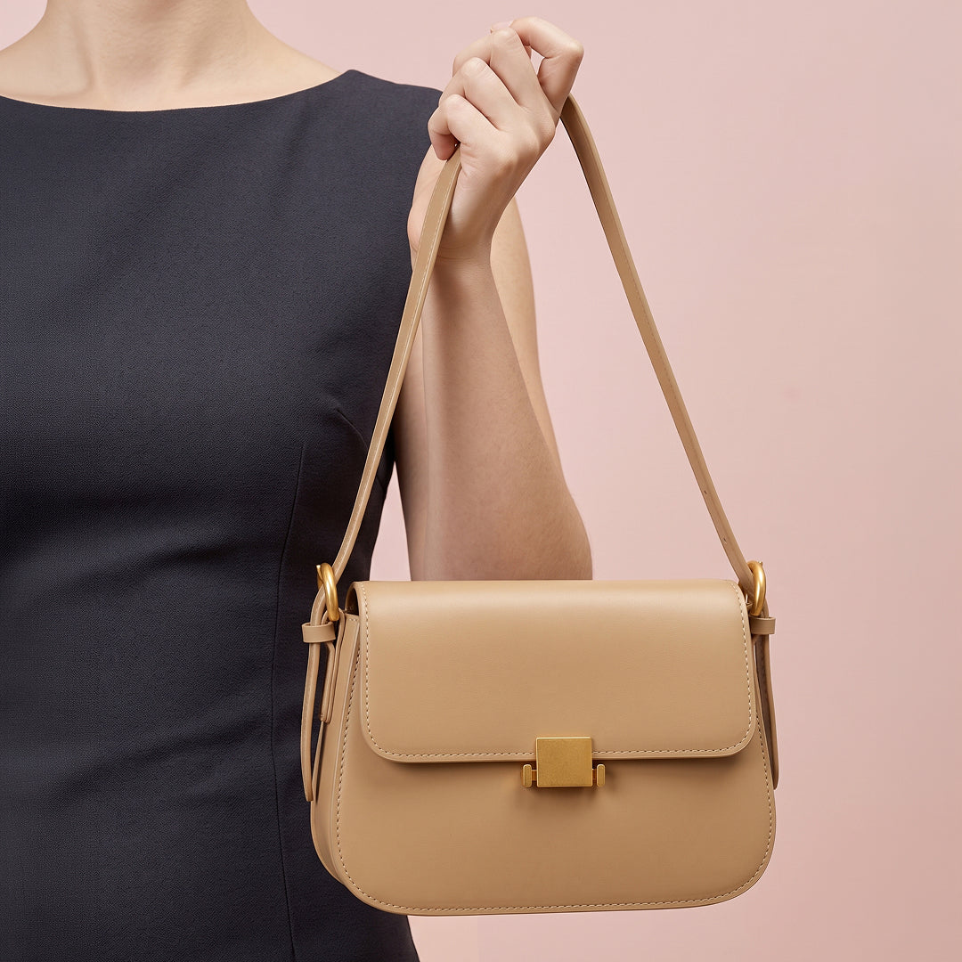 Ilaria Shoulder Bag