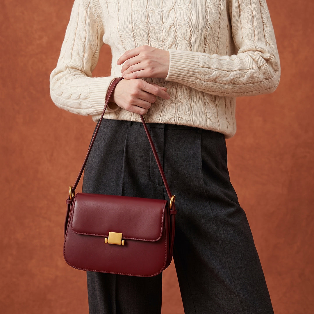 Ilaria Shoulder Bag