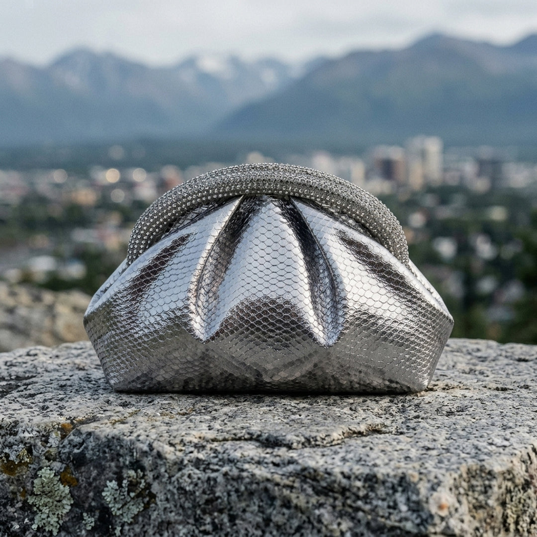 Calanthea Clutch