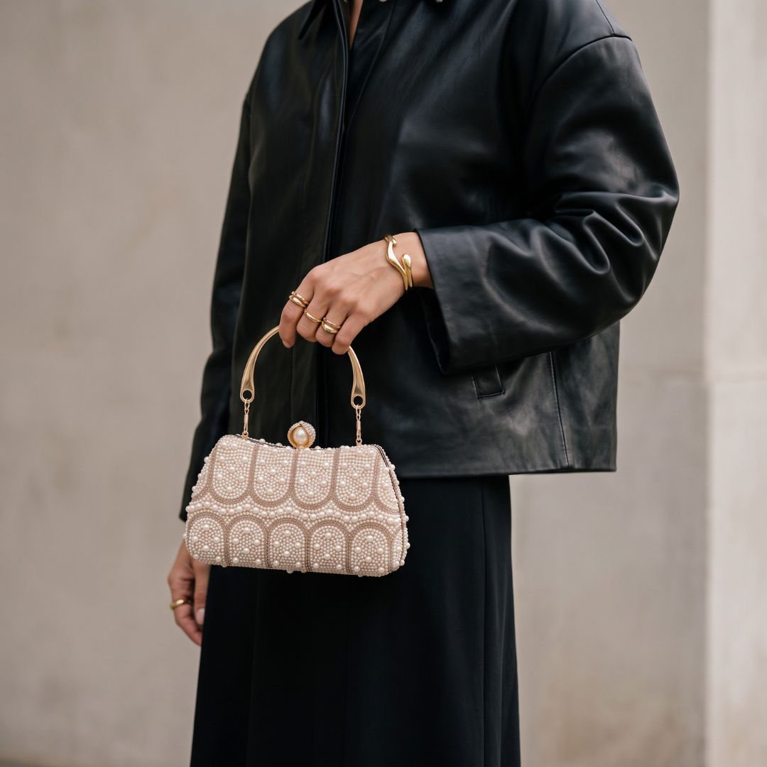 Calantine Box Clutch