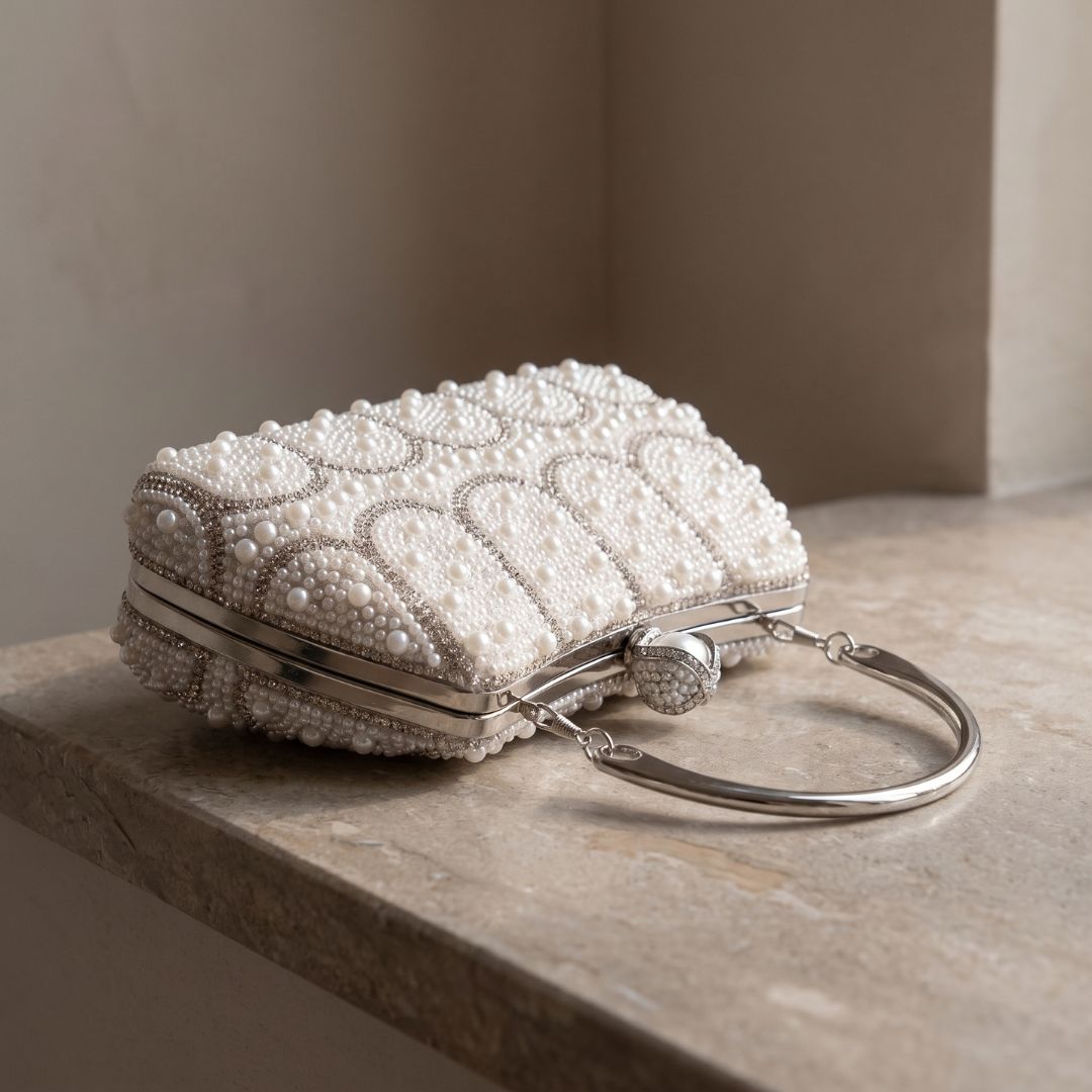 Calantine Box Clutch