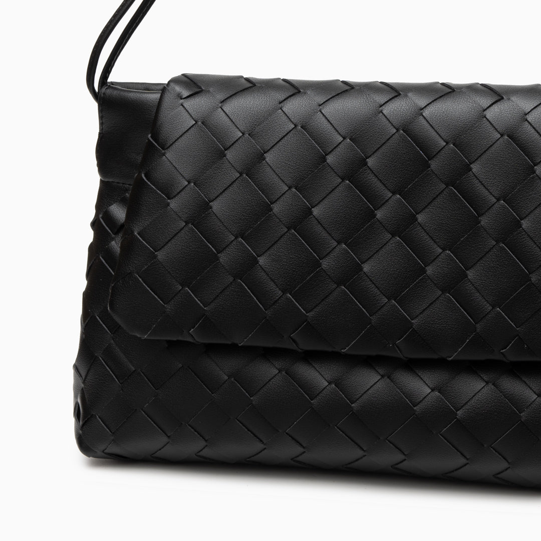 Elora Shoulder Bag