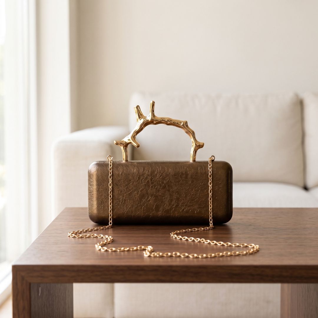 Delphine Box Clutch