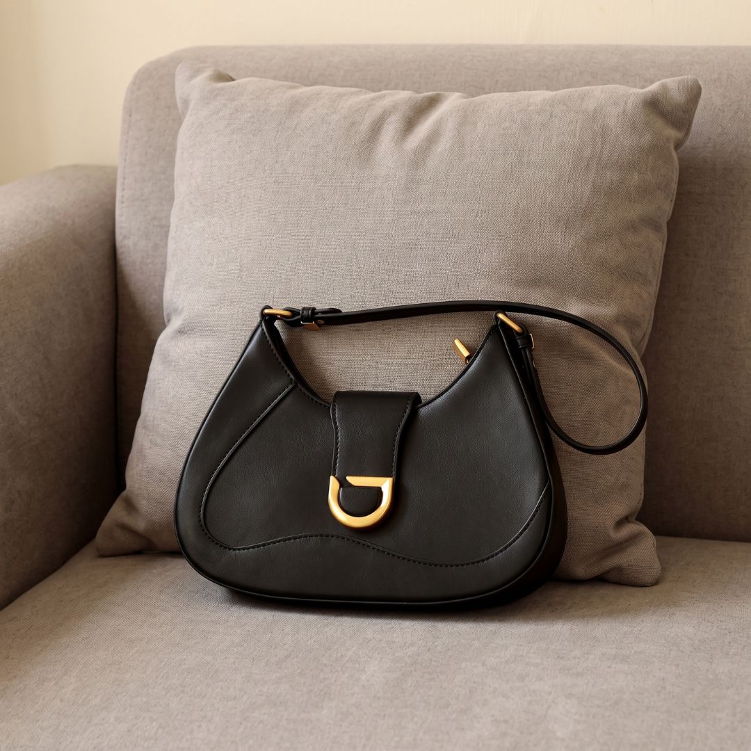 Harlow Shoulder Bag