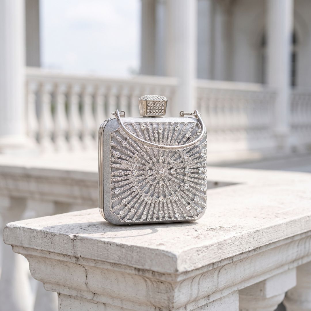 Marisilla Box Clutch