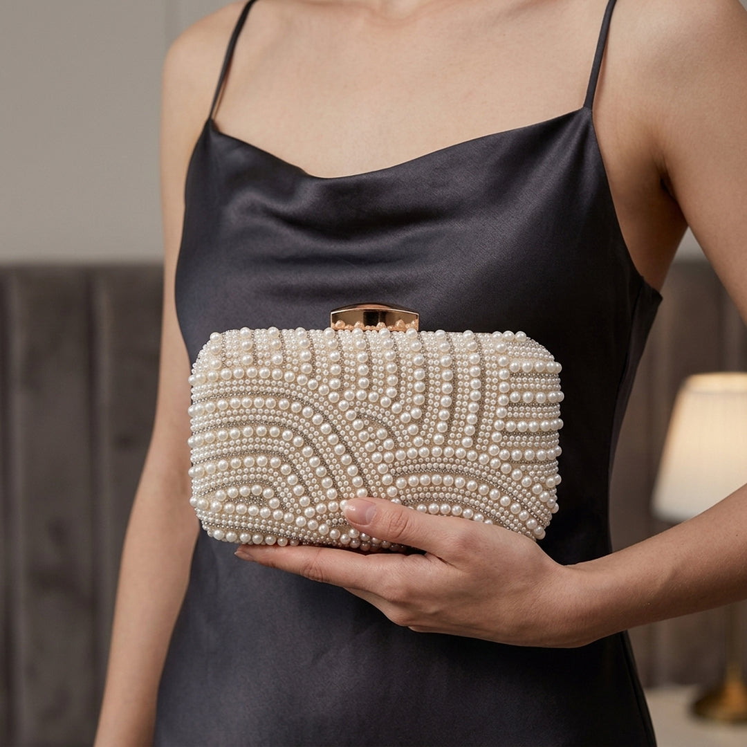 Odalisse Box Clutch