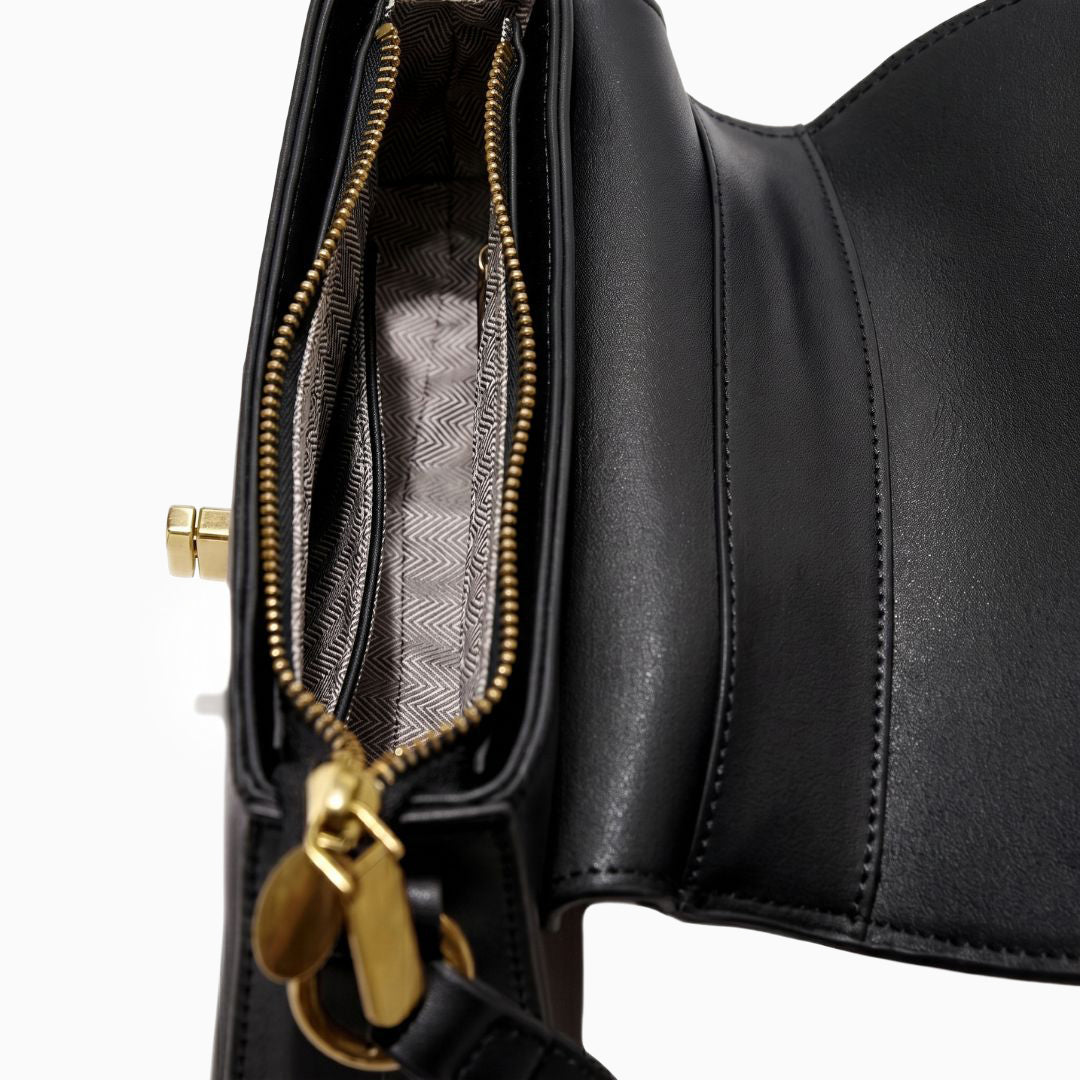 Zoya Shoulder Bag