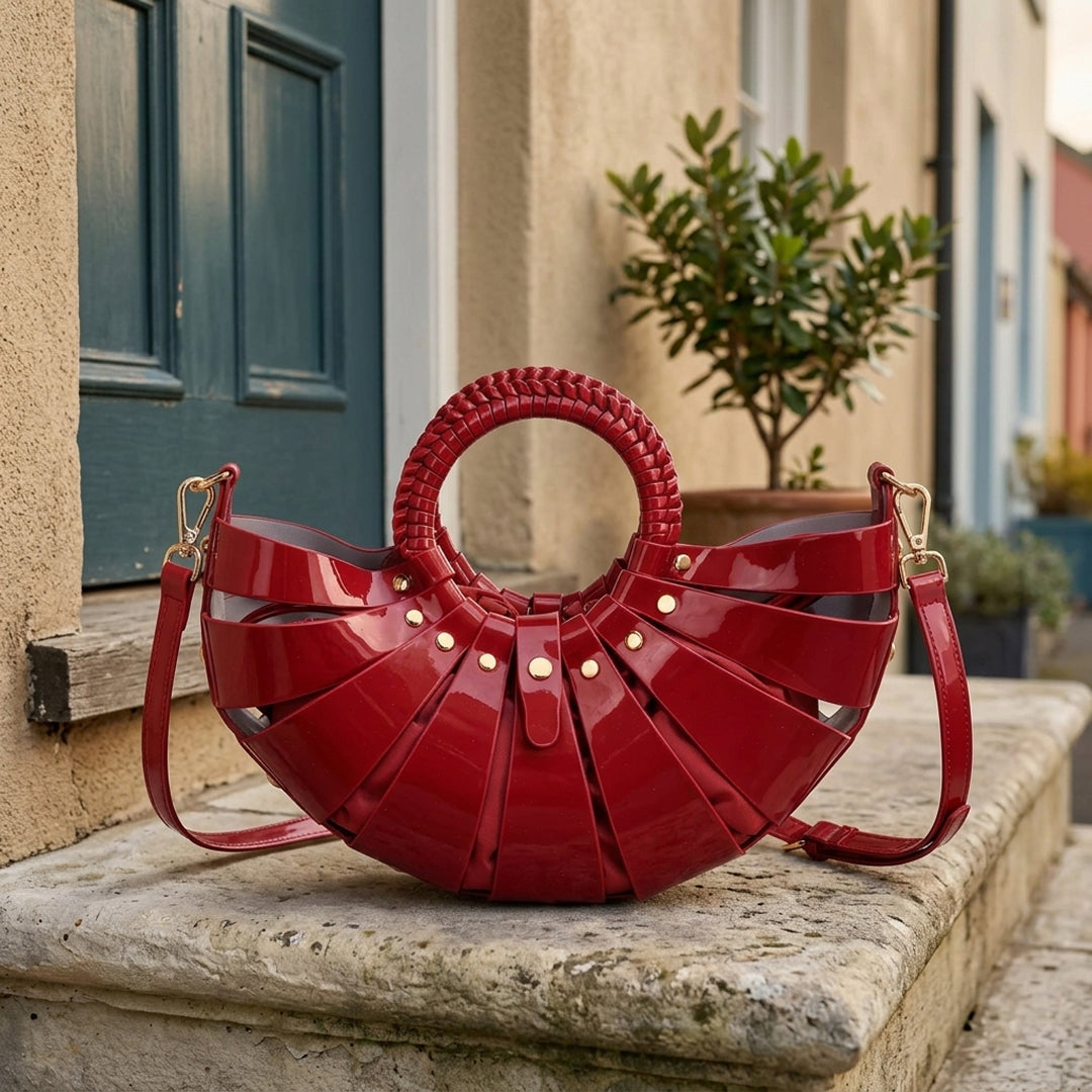Théodalie Glossy Shoulder Bag