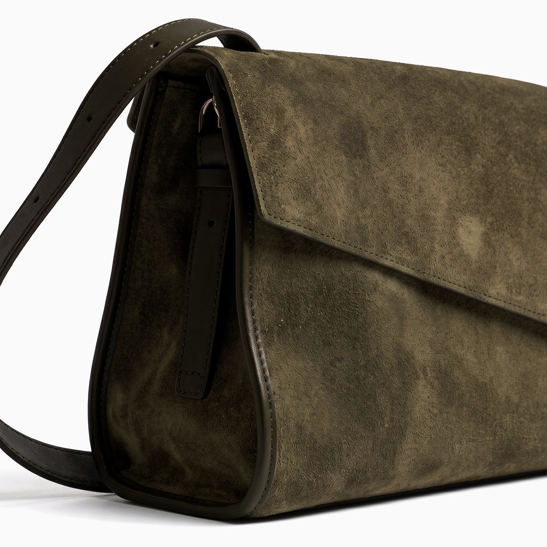 Théovine Shoulder Bag